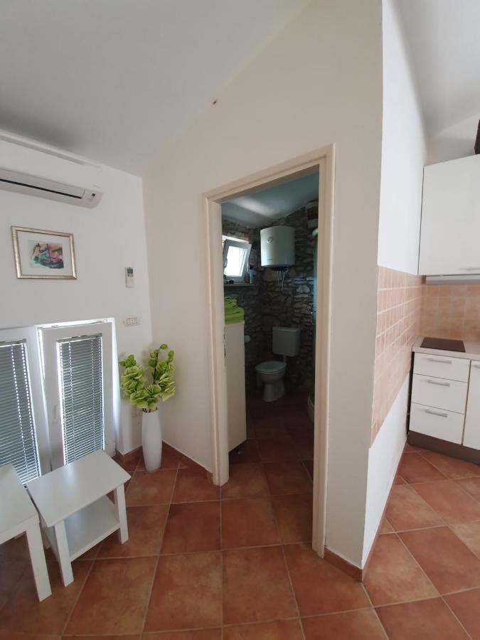 Istrska Kamnita Hisa Soncni Medulin Villa Dış mekan fotoğraf