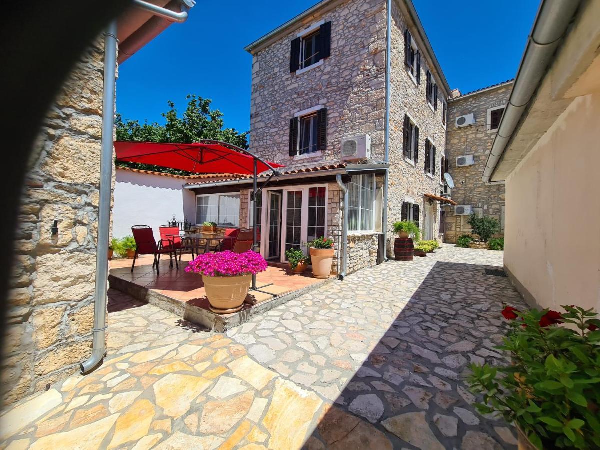 Istrska Kamnita Hisa Soncni Medulin Villa Dış mekan fotoğraf